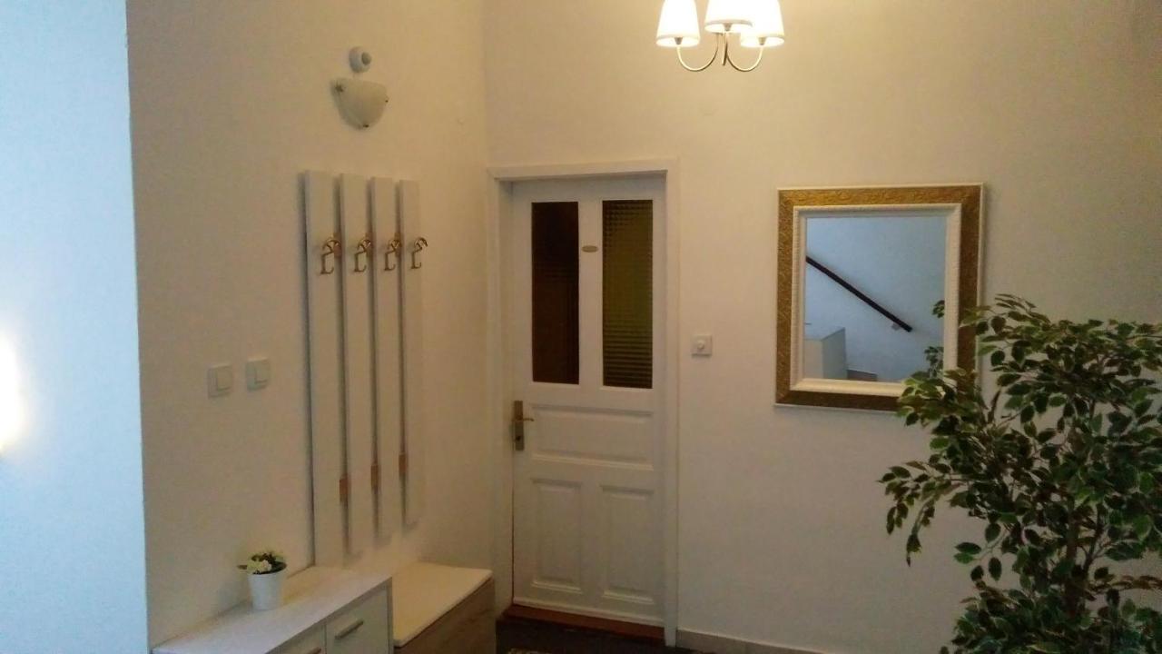 Apartmani Lela セルツェ エクステリア 写真