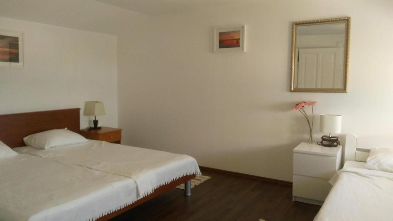 Apartmani Lela セルツェ エクステリア 写真
